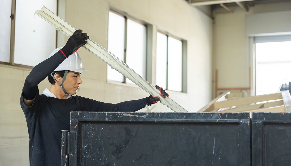 オフィス家具の廃棄コストは結構高い!!